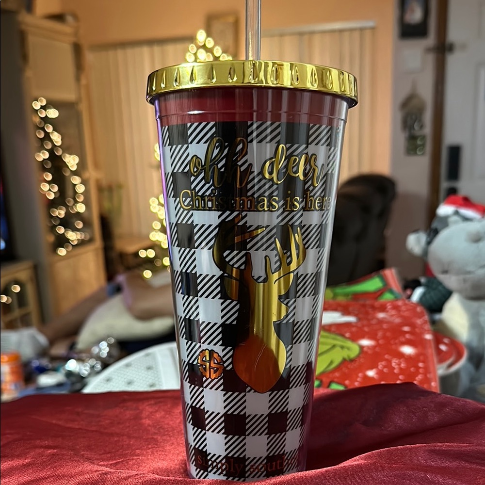 Simply Southern Holiday 24 Oz Cup Tumbler With Straw. BRAND NEW